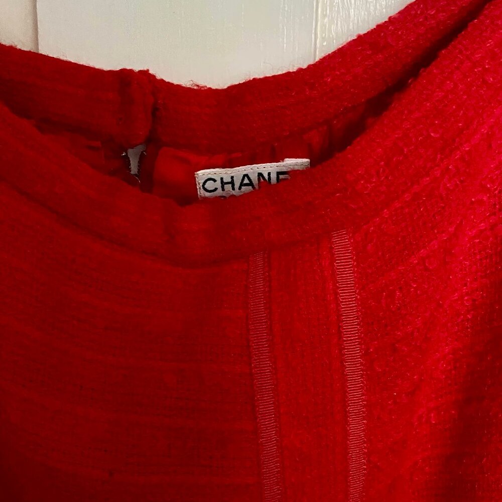 CHANEL Skirt Suit Set Vintage 1964 - Picture 15 of 16